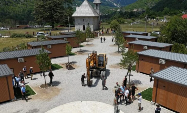 Aksioni për lirimin e hapësirave publike mbërrin në Theth/ Beci: Duhet t’i japim fund paligjshmërisë