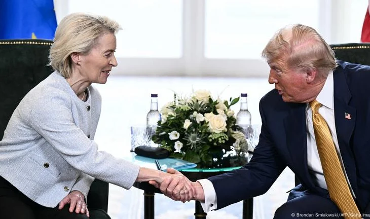 Analizë/ Tarifat trefishohen (pa arsye): Pse Europa vendosi të pajtohet me Amerikën e Trump-it?