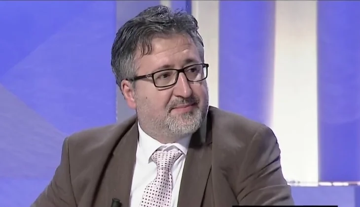 Andi Bejtja: E vetmja që më dhemb është zemra…
