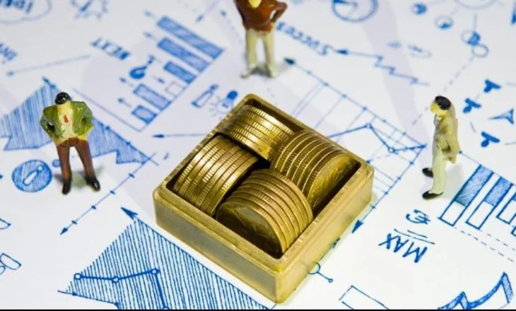 “Arratisja” e kapitalit, bizneset dhe shqiptarët kanë investuar 1.57 mld euro jashtë vendit