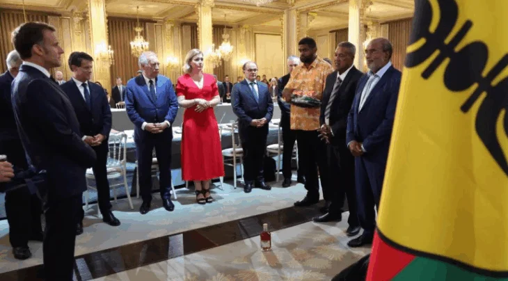 Arrihet marrëveshja, Franca njofton paktin për krijimin e shtetit të Kaledonisë së Re