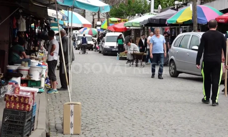 “As Kosova e as Maqedonia nuk e shet qumështin në rrugë”, gazetari: 2 qebapë atje t’i japin me faturë
