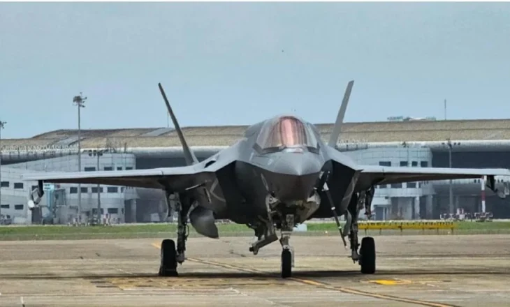 Avioni i luftës F-35B bllokohet prej javësh në Indi, Mbretëria e Bashkuar dërgon ekip special inxhinierësh për riparim