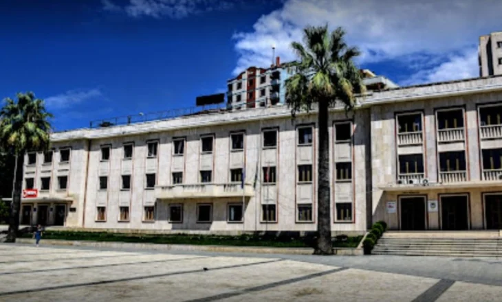 Belinda Balluku kërkon dorëheqjen e drejtorëve të Bashkisë Lushnje