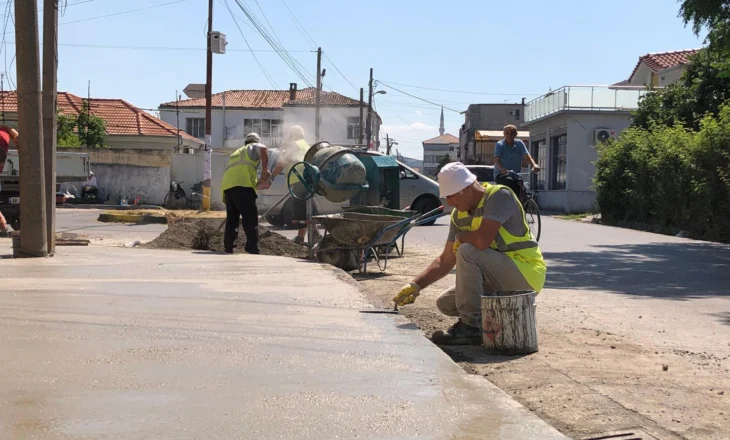 Benet Beci: Vijon puna për trotuaret në lagjen “Kiras”, investimet do shtrihen në gjithë qytetin
