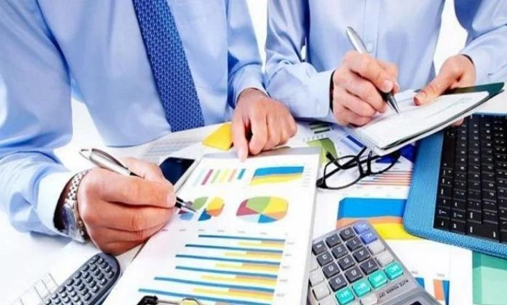 Bizneset dorëzojnë pasqyrat financiare/ Sot afati i fundit, kush nuk e dorëzon do të përballet me penalitetet