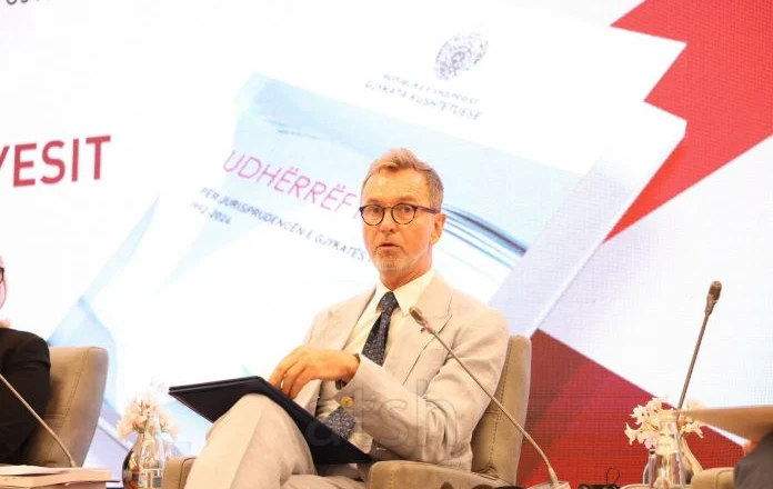 Brukseli kërkon arrestimin e politikanëve të korruptuar, ambasadori i BE mesazh qeverisë për pavarësinë e gjyqësorit…