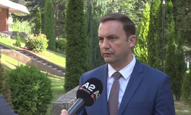 Bujar Osmani: Shqiptarët po trajtohen si qytetarë të dorës së dytë