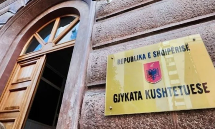 Çështja e mandateve në Kushtetuese/ “Zhvishen” deputetët e mazhorancës, Gjykata u heq mbrojtjen politike