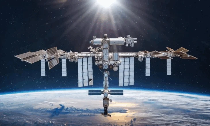 Çfarë ha një astronaute?/ Gatimet që do të shoqërojnë Sophie Adenot në hapësirë në vitin 2026