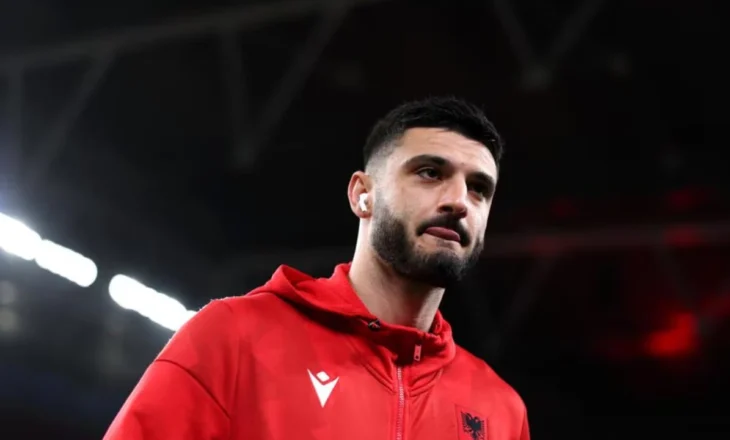 Chelsea gjen zgjidhje për Armando Brojën, sulmuesi shqiptar mund të shkëmbehet me një nga dy yjet që po shkëlqejnë në Bundesligë