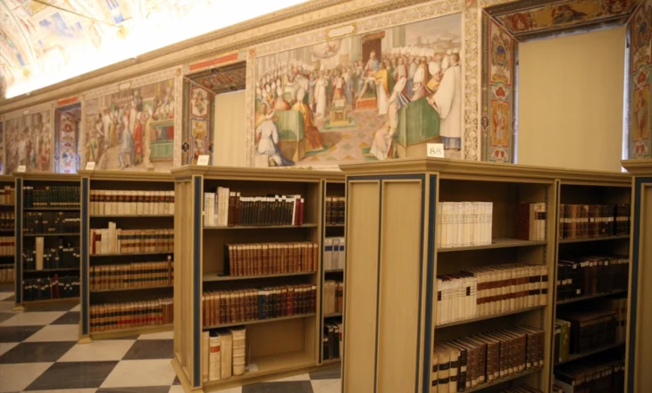 Ç’përmban Biblioteka e Vatikanit?