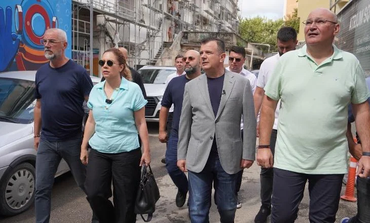 “Dëgjojmë qytetarët cep më cep”/ Lirimi i hapësirave publike në Tiranë, Balla: Aksioni do të vazhdojë pa ndërprerje
