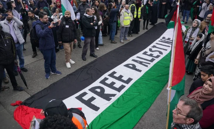 Dhjetëra deputetë britanikë letër qeverisë: Të njohim Palestinën si shtet!