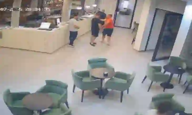 Dhunoi kamarierin 18 vjeçar, pezullohet nga detyra oficeri i policisë, ndodhej jashtë shërbimit