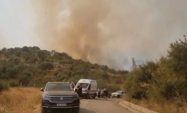 Dimal/ Zjarri masiv në Delvinë shkrumbon banesat, dy efektivë policie të dëmtuar nga tymi dhe djegiet