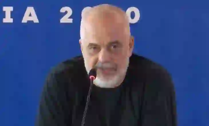 “Do çlirojë vendin nga një barrë pluhuri”, Rama: Në fund të dekadës, s’ka më pagesa me cash