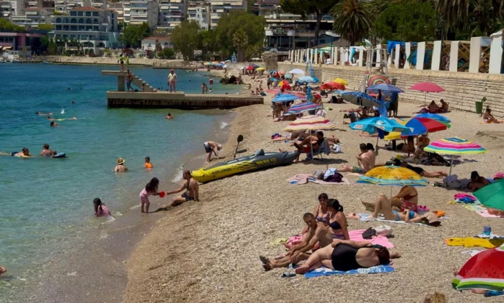 “Do kthehemi sërish!” – Saranda rrëmben zemrat e turistëve nga e gjithë bota