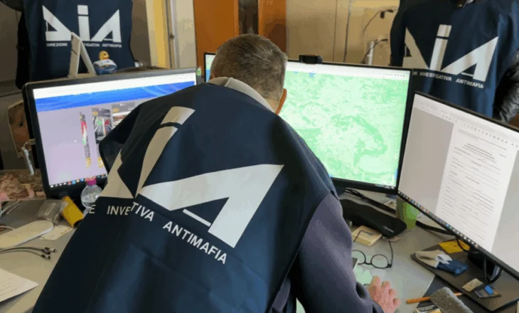 Drejtësia italiane kap një familje mafioze shqiptare në pastrim parash të narko-trafikut, ‘thërret’ Dumanin në Itali