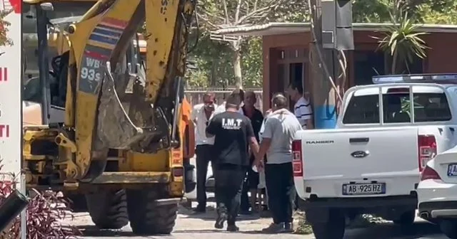 Drejtorët e Bashkisë Durrës i ‘zë frika’ nga vizita e planifikuar e Ramës, nis ‘fshesa’ në qytetin bregdetar