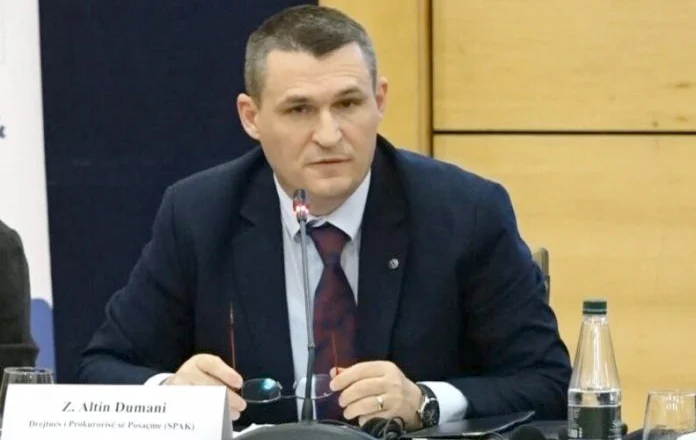 Dumani paralajmëron goditje të fuqishme në politikë dhe dosje të frikshme me bëmat e politikanëve të korruptuar…
