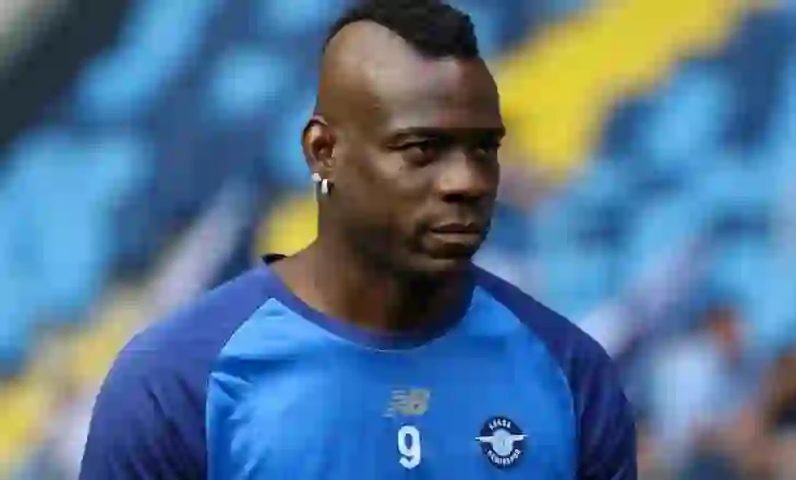 E BUJSHME: Mario Balotelli merr ofertën surprizë nga Spanja, i japin një pagë “rekord”
