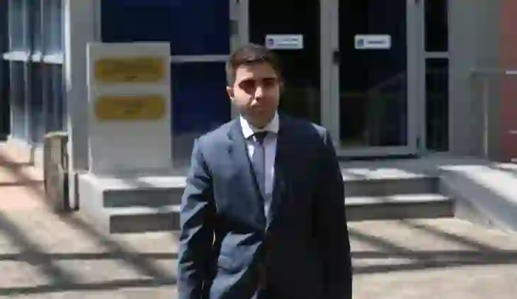 E ‘dogji’ tenderi 2.2 mln euro, Jonaid Myzyri paraqitet në GJKKO për masën e sigurisë