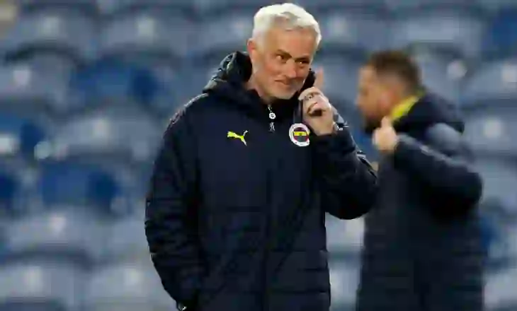 E kërkonte Inter, mesfushori spanjoll përfundon në Turqi nën urdhërat e Mourinho