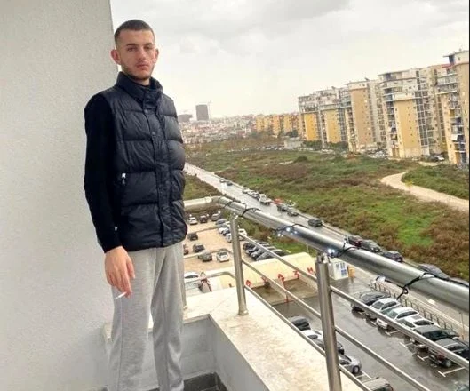 E mbysin me litar dhe e hedhin me makinë në liqenin e Shkopetit, ja detajet nga vrasja e 23-vjeçarit…