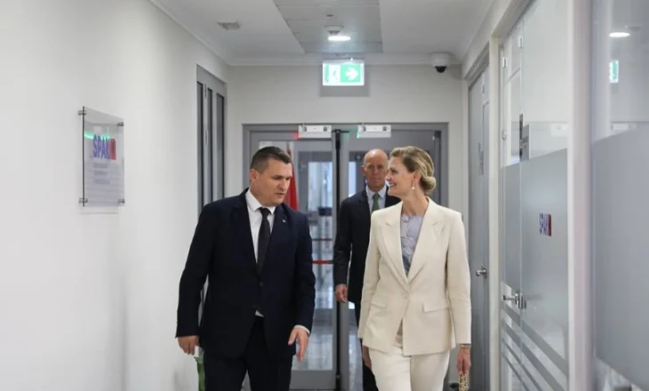 E ngarkuara me punë e SHBA-ve shkon në SPAK, takim me Altin Dumanin