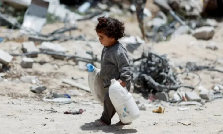 E trishtë! Gjashtë fëmijë palestinezë vriten ndërsa prisnin të mbushnin ujë