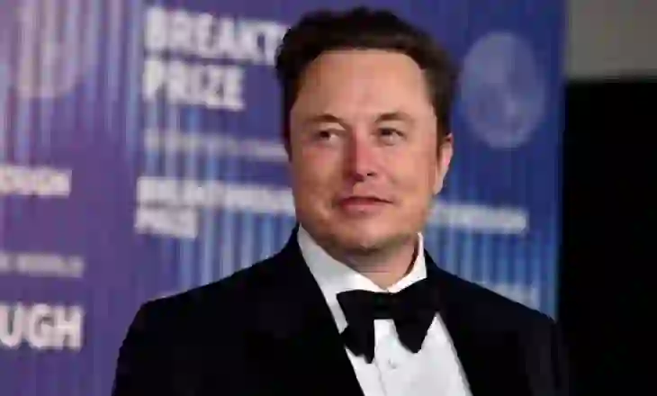 Elon Musk prezanton Grok 4, AI-në që formon përgjigjet duke parë postimet e tij në X