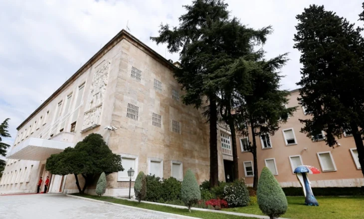 Emërohet drejtoresha e re Galerisë së Kombëtare të Arteve, kush është Adela Demetja
