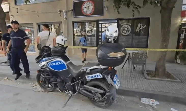 EMRAT/ Plagosja në Vlorë, ja kush është i riu që u qëllua me thikë nga 24-vjeçari (VIDEO)