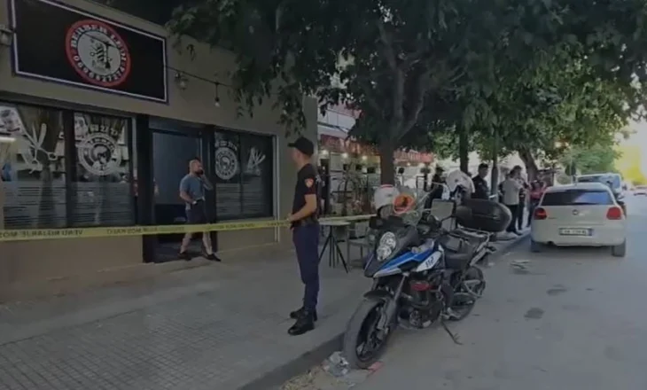 EMRAT/ Zbardhet dinamika e plagosjes së 25-vjeçarit në Vlorë, autori e goditi me thikë në kraharor pas konfliktit të mëparshëm