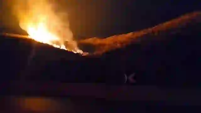 Ende aktive vatra e zjarrit në Delvinë, ndërpritet operacioni për shuarjen e flakëve