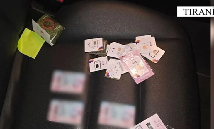 Falsifikonte karta ID dhe merrte kredi, kapet i riu mashtrues