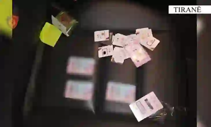 Falsifikonte karta identiteti dhe me ato aplikonte për kredi, pranga 21-vjeçarit në Tiranë