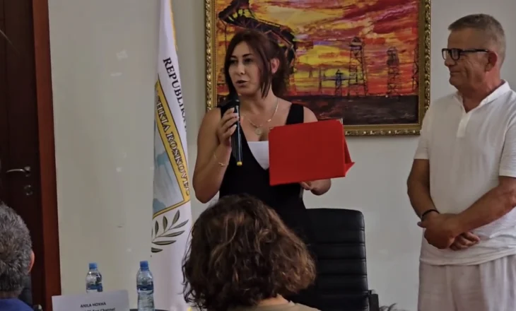 FieriWeb.com vlerësohet me çmimin “Aristidh Kola, Nderi i Kombit” në një ceremoni të veçantë në Roskovec