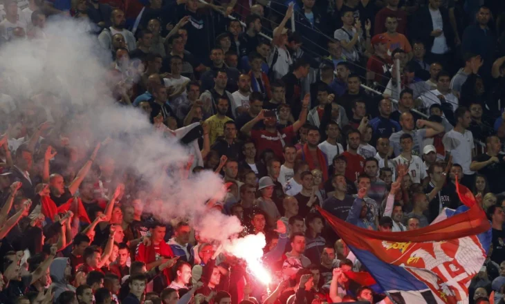 FIFA “masakron” Serbinë, gjobë dhe mbyllje stadiumi, rrezikon edhe ndaj Shqipërisë