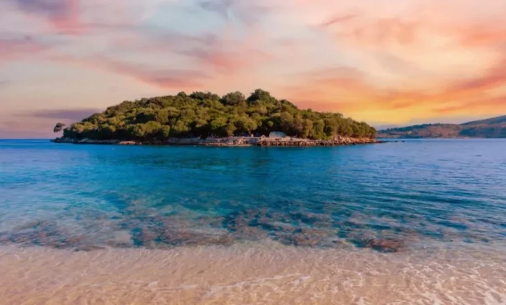 FOTO / “National Geographic”: Zbuloni thesaret bregdetare të Rivierës Shqiptare