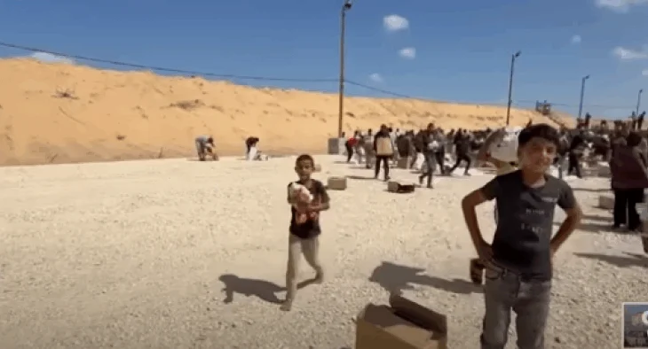 France 24/ ‘IDF qëlloi ndaj një fëmijë që s’kishte asgjë’, Ish-kontraktori i ndihmës: GHF, bashkëpunëtore në krime lufte në Gaza!
