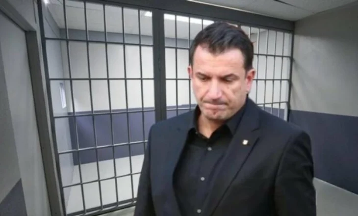 Gardiani zbulon planin e Veliajt për të dalë nga burgu përmes imunitetit të deputetit, kryebashkiaku u “tradhtua” nga Manja
