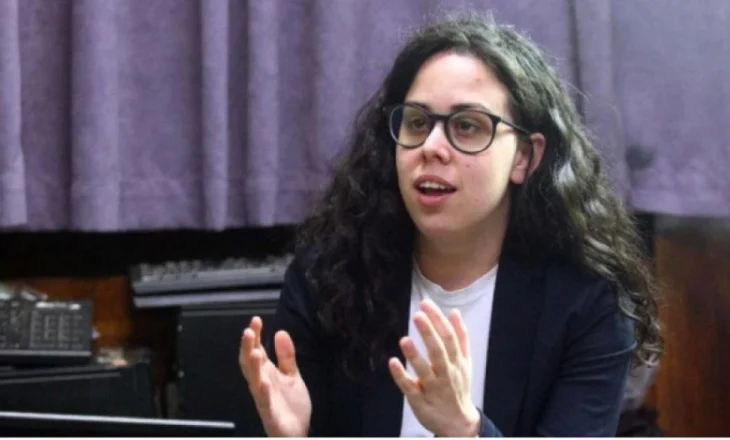 Gazetarja/ Sofija Popoviq: Sa herë që gjërat janë të vështira për regjimin në Beograd, shfaqen zyrtarët nga Rusia