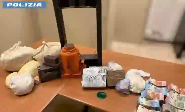 Gjashtë kilogramë kokainë e heroinë dhe një laborator për përpunimin e saj, arrestohet 49-vjeçari shqiptar