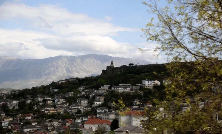 Gjirokastër, francezi kapet duke vjedhur në supermarket