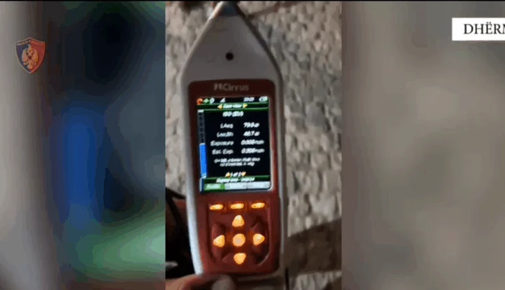 Gjobë 200 mijë lekë për zhurmën në Dhërmi, muzika e lartë në “beach bar” kushton shtrenjtë