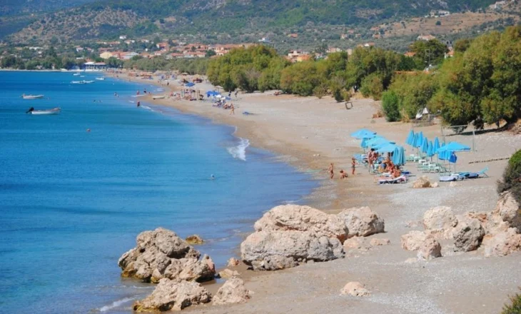 Greqia, destinacioni kryesor i rumunëve për pushimet verore 2025