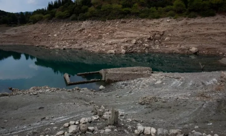 Greqia përballet me krizën e ujit: Qeveria prezanton planin kombëtar për menaxhimin e burimeve ujore
