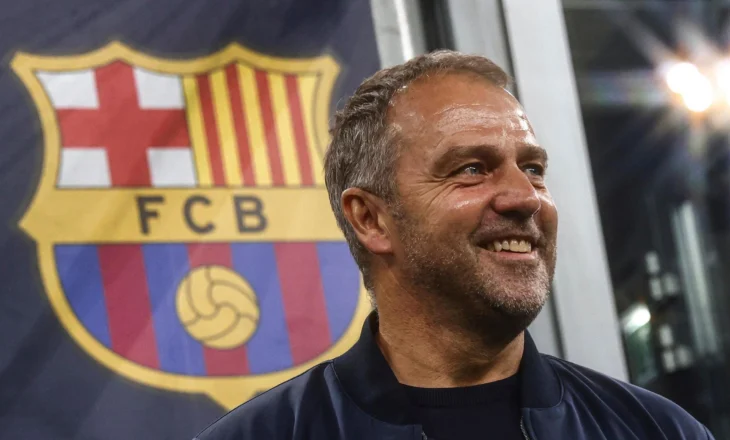 Hansi Flick nis “operacionin fshesa” te Barcelona, komunikon tri skarcimet e para